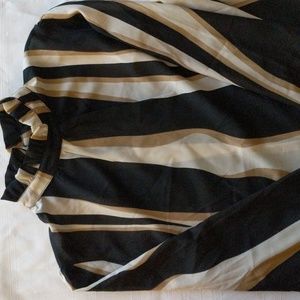 XL, black, white, and tan blouse